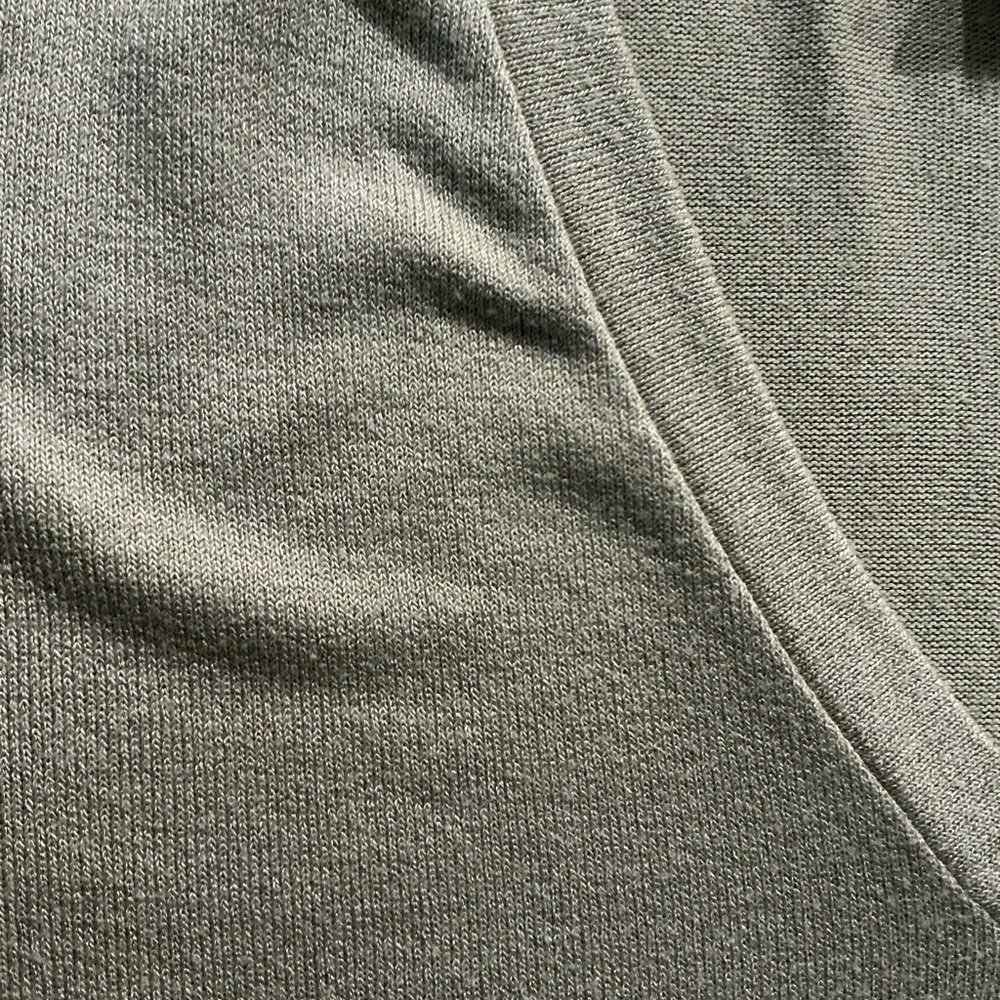 Mod Ref Black and Green V-Neck Tops - Picture 4 of 7